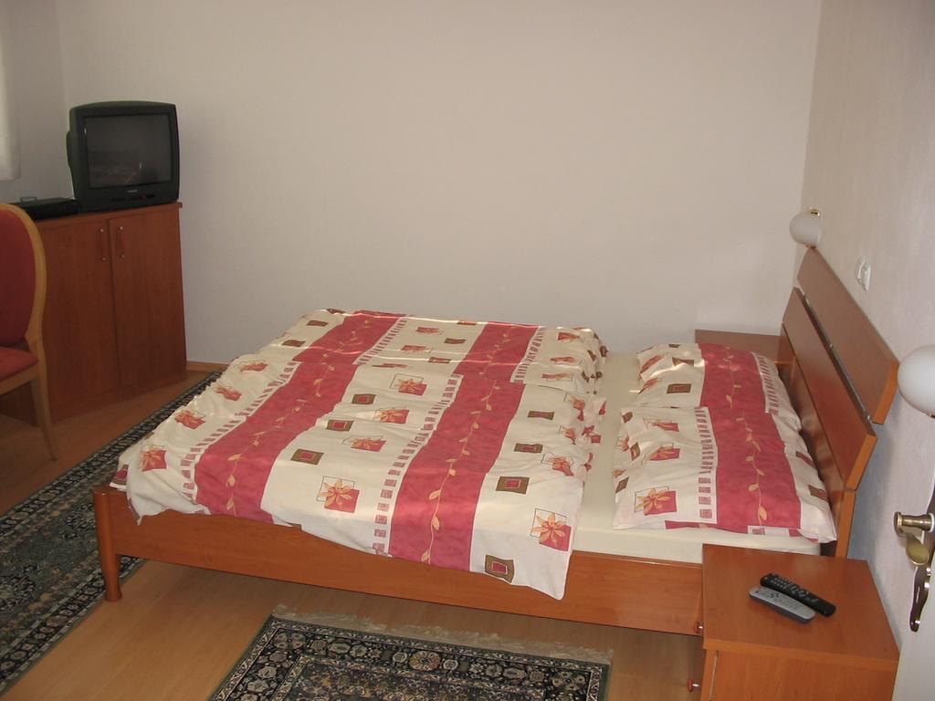 Apartment Lipar Preddvor Extérieur photo