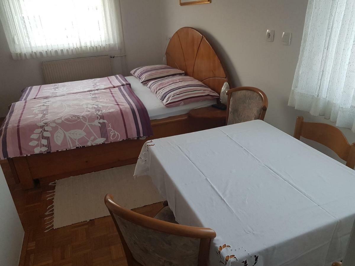 Apartment Lipar Preddvor Extérieur photo
