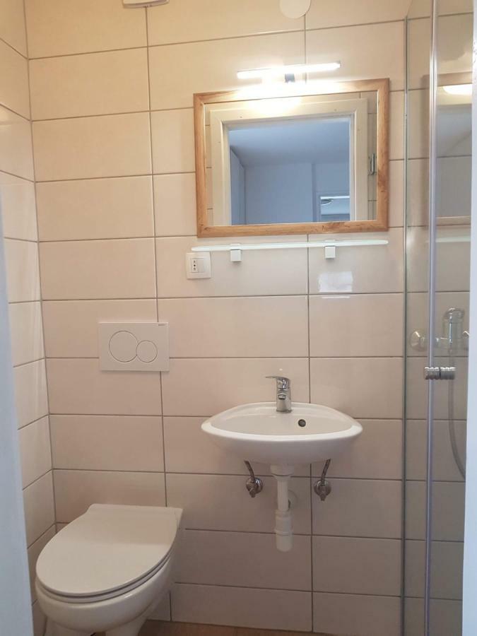 Apartment Lipar Preddvor Extérieur photo